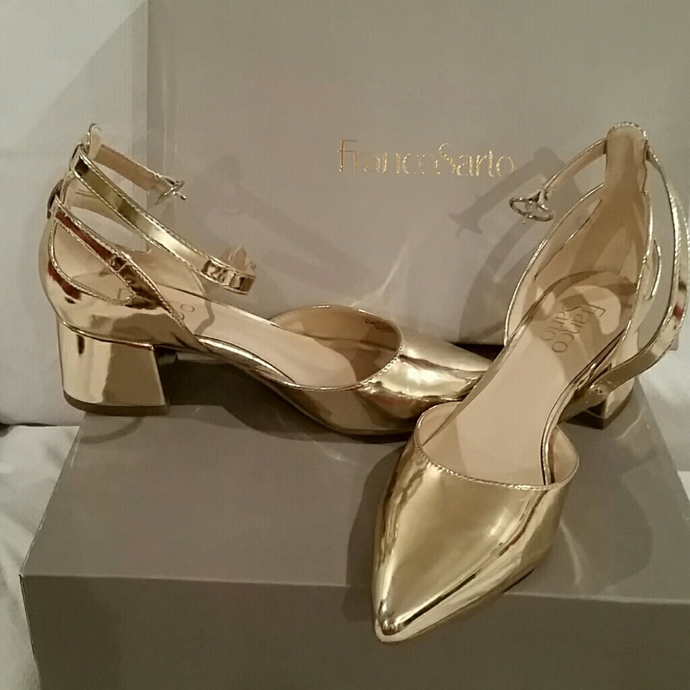 High heel shoes